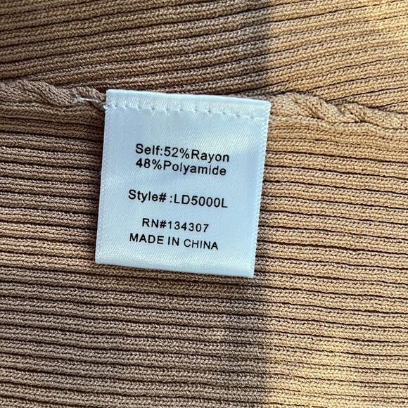 Line and Dot Dre Crisscross Midi Dress - Medium - Picture 8 of 12